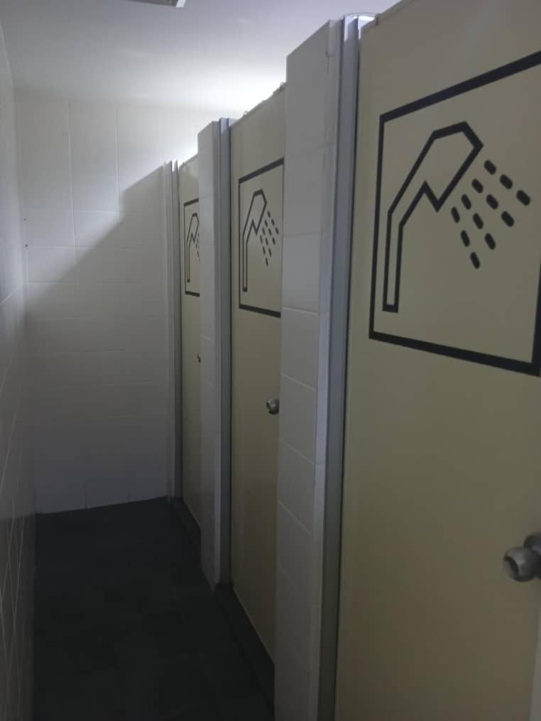 Capsule Inn Kota Kinabalu Eksteriør billede