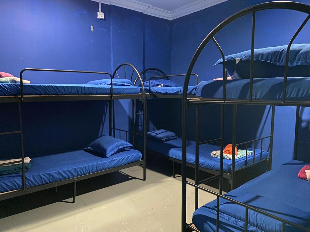 Capsule Inn Kota Kinabalu Eksteriør billede